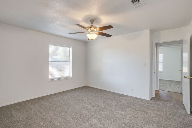 9053 S Highway 171, Grandview, TX 76050