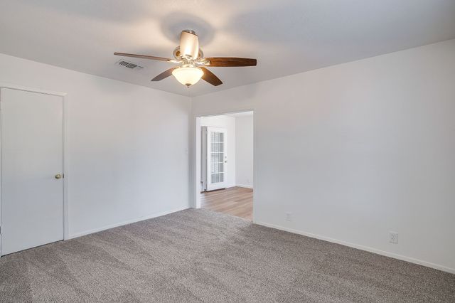 9053 S Highway 171, Grandview, TX 76050