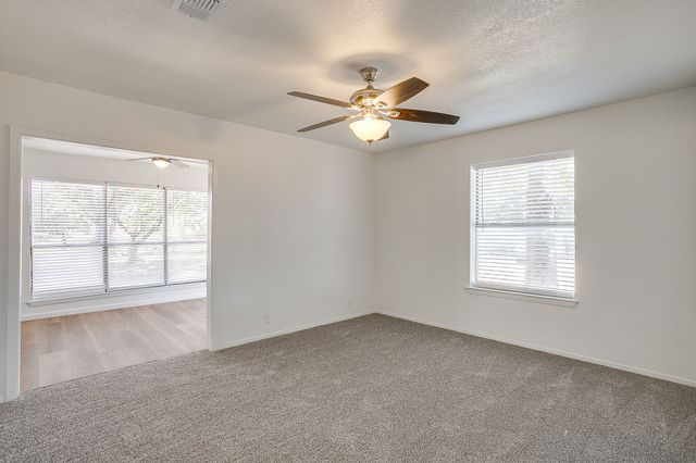 9053 S Highway 171, Grandview, TX 76050