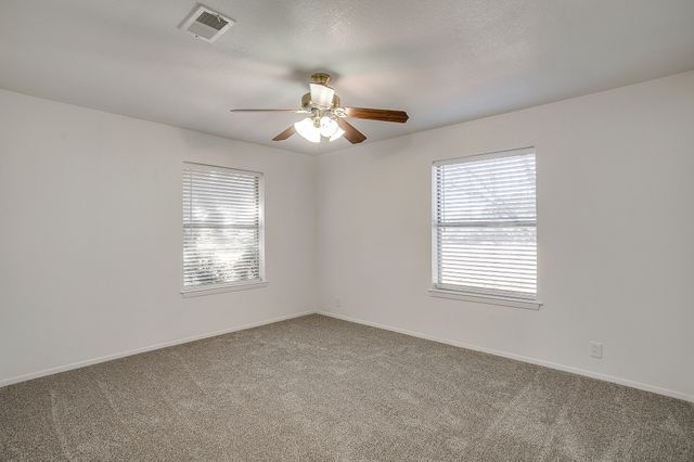 9053 S Highway 171, Grandview, TX 76050