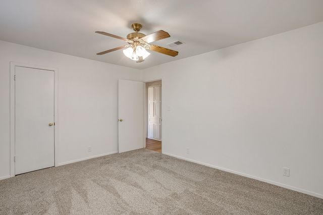 9053 S Highway 171, Grandview, TX 76050