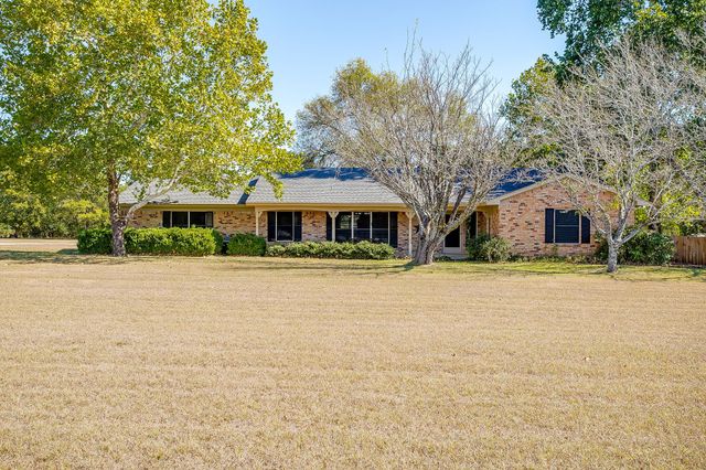 9053 S Highway 171, Grandview, TX 76050