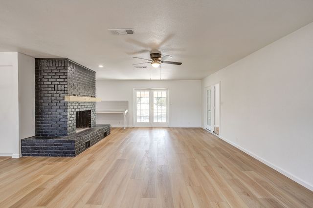 9053 S Highway 171, Grandview, TX 76050