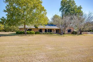 9053 S Highway 171, Grandview, TX 76050