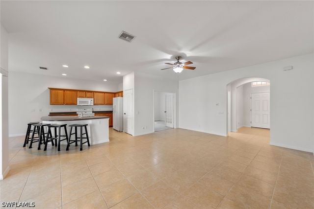 2410 Verdmont CT, Cape Coral, FL 33991