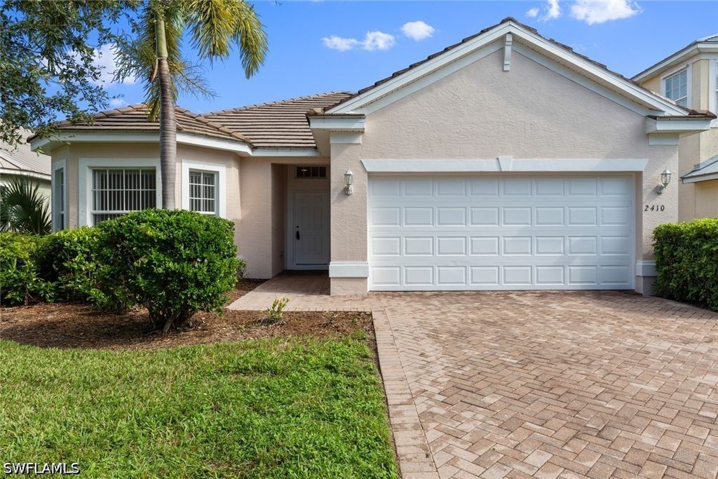 2410 Verdmont CT, Cape Coral, FL 33991