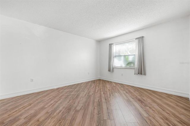 3223 BENEVA ROAD 101, Sarasota, FL 34232