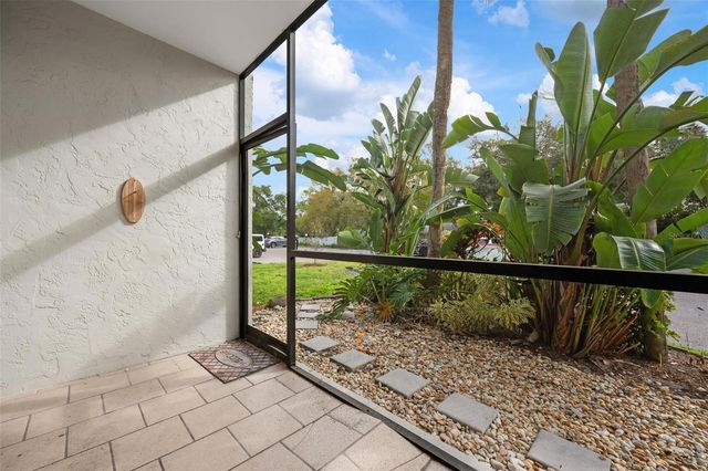 3223 BENEVA ROAD 101, Sarasota, FL 34232