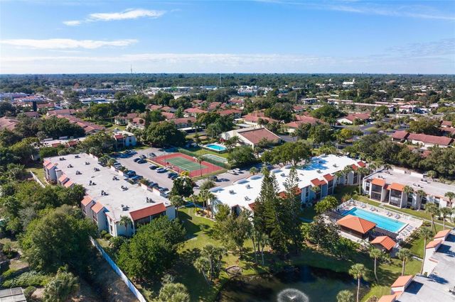 3223 BENEVA ROAD 101, Sarasota, FL 34232