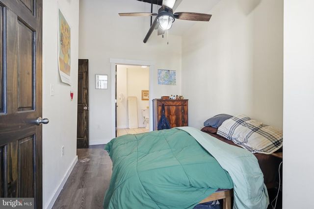 833 N MARKET ST, Wilmington, DE 19801