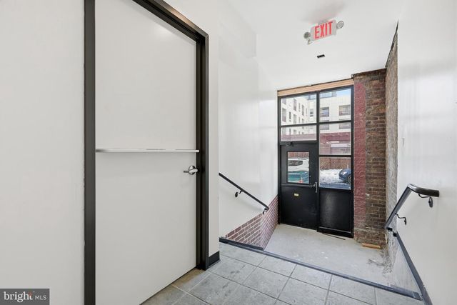 833 N MARKET ST, Wilmington, DE 19801