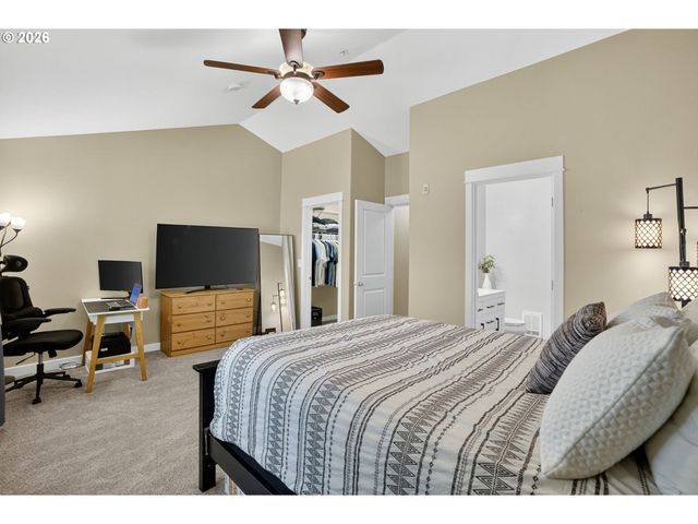 2014 Ne 50TH Way, Hillsboro, OR 97124