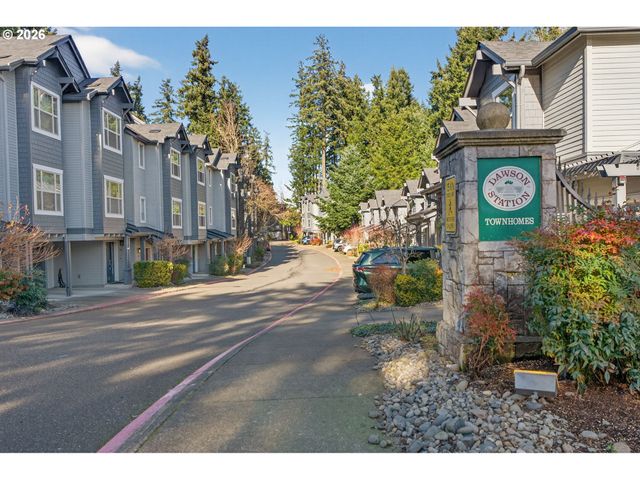 2014 Ne 50TH Way, Hillsboro, OR 97124