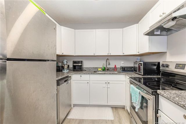 3356 Redfox Road, Spring Lake, NC 28390