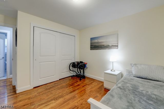 657 Jefferson Ave, Elizabeth City, NJ 07201