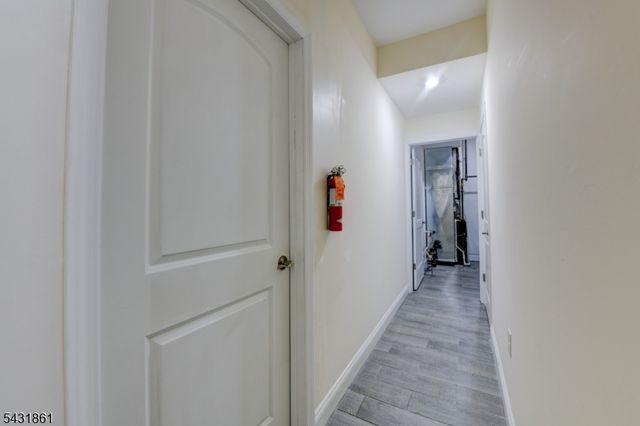 657 Jefferson Ave, Elizabeth City, NJ 07201