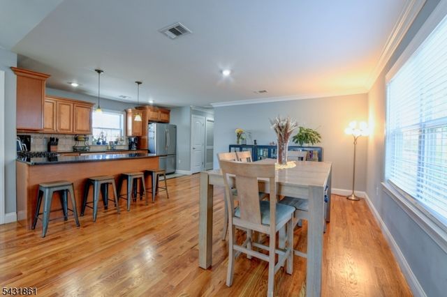 657 Jefferson Ave, Elizabeth City, NJ 07201