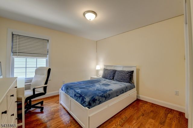 657 Jefferson Ave, Elizabeth City, NJ 07201