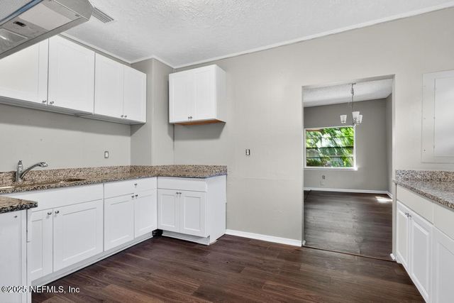 663 LINWOOD Avenue, Jacksonville, FL 32206