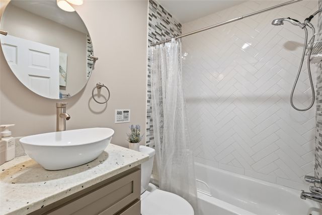 4308 Donnelly Avenue, Fort Worth, TX 76107