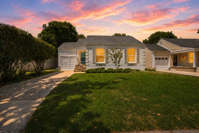 4308 Donnelly Avenue, Fort Worth, TX 76107