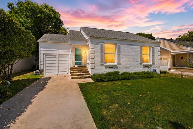 4308 Donnelly Avenue, Fort Worth, TX 76107