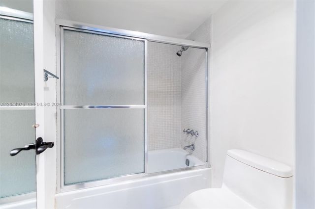 6900 Bay Drive 6H, Miami Beach, FL 33141