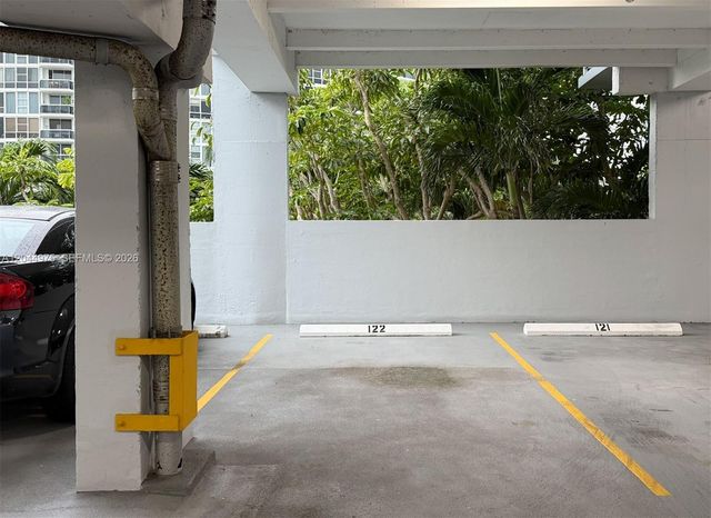 6900 Bay Drive 6H, Miami Beach, FL 33141