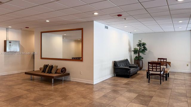 6900 Bay Drive 6H, Miami Beach, FL 33141