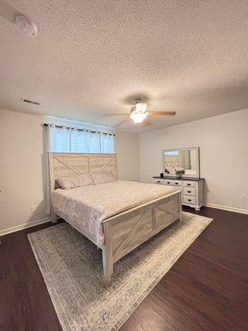 8 Bland Street, Mayesville, SC 29104