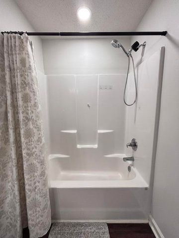 8 Bland Street, Mayesville, SC 29104