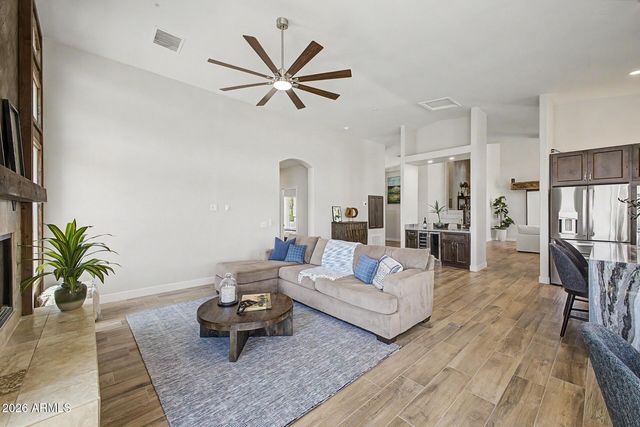 15832 N BOULDER Drive, Fountain Hills, AZ 85268
