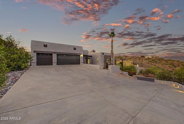 15832 N BOULDER Drive, Fountain Hills, AZ 85268