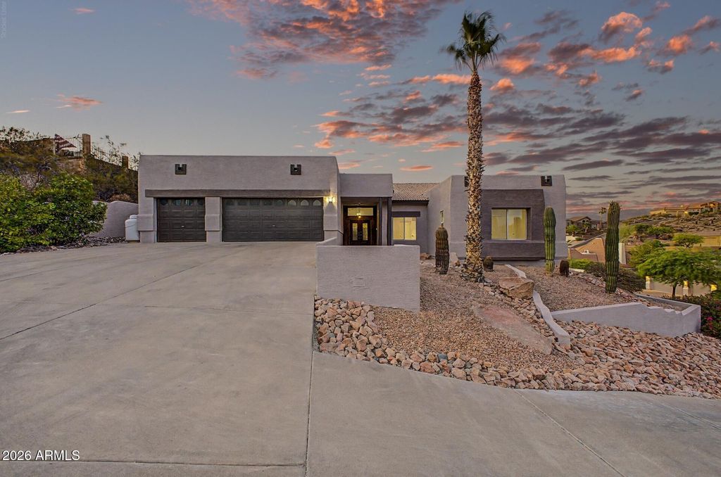 15832 N BOULDER Drive, Fountain Hills, AZ 85268 — photo 2