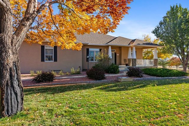 5749 St Charles River Dr, Pueblo, CO 81004