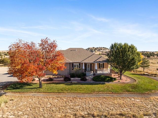 5749 St Charles River Dr, Pueblo, CO 81004