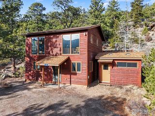 128 Pinebrook Dr, Glen Haven, CO 80532