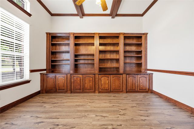 9024 Fox Hollow Trail, Irving, TX 75063