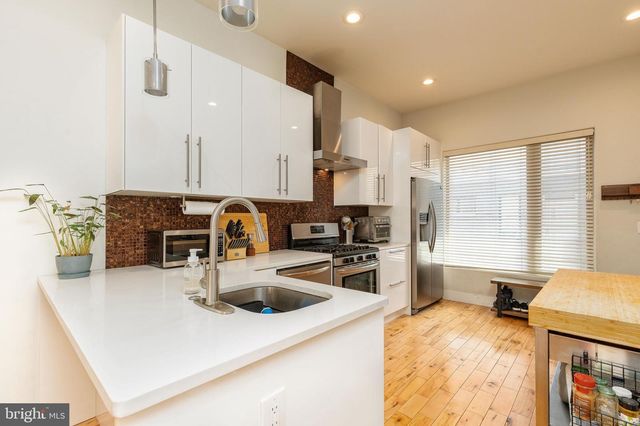 1352 N PALETHORP ST, Philadelphia, PA 19122