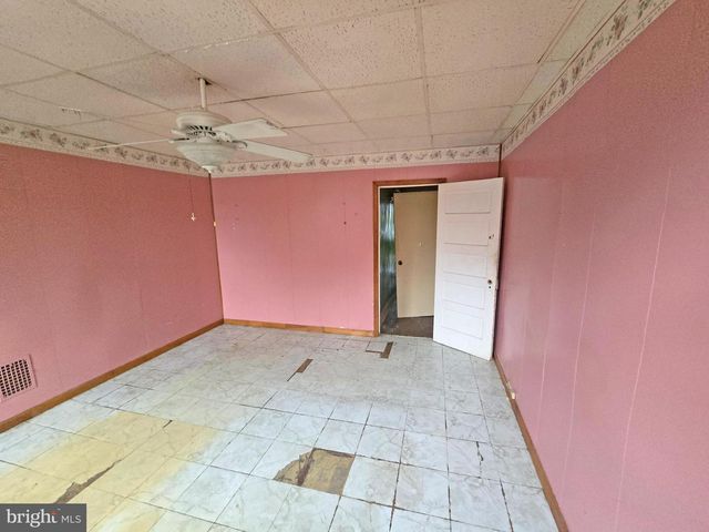 2107 CLIFTWOOD AVE, Baltimore, MD 21213