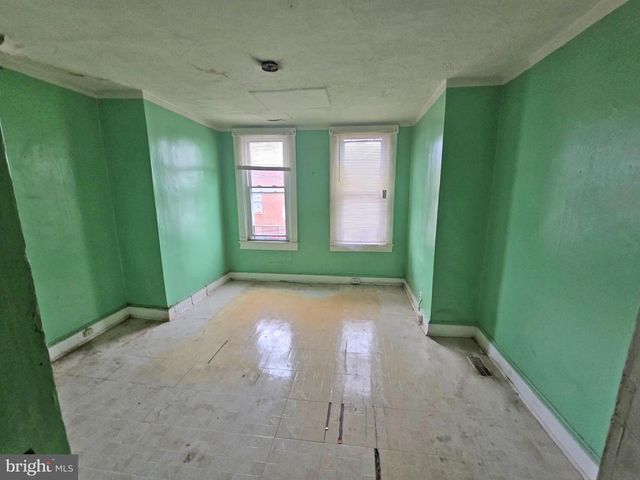 2107 CLIFTWOOD AVE, Baltimore, MD 21213