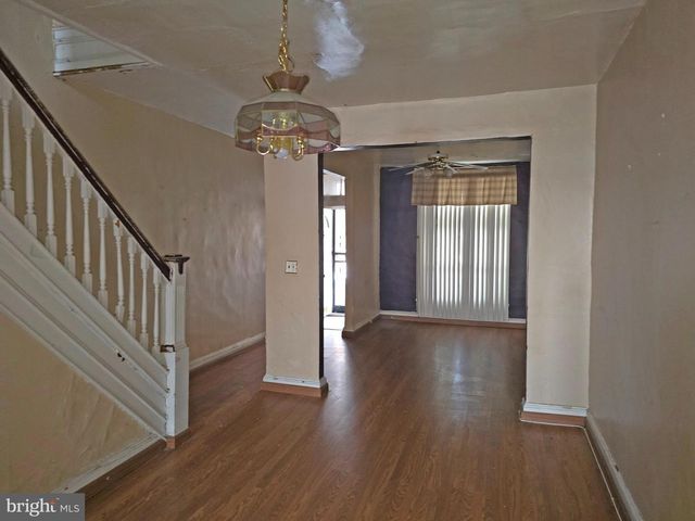 2107 CLIFTWOOD AVE, Baltimore, MD 21213