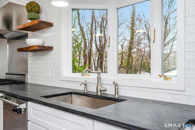 53 Hoyt Street, Darien, CT 06820