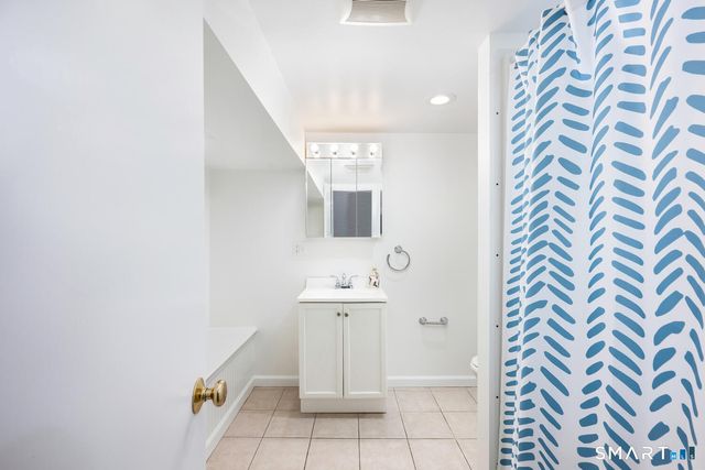 53 Hoyt Street, Darien, CT 06820