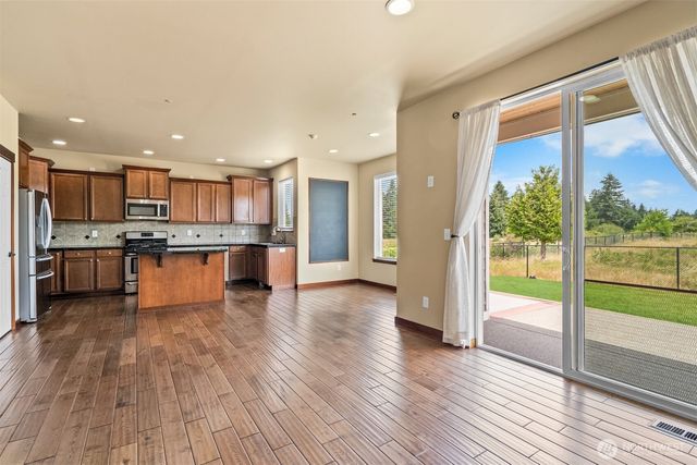 16458 Canal Court SE, Yelm, WA 98597