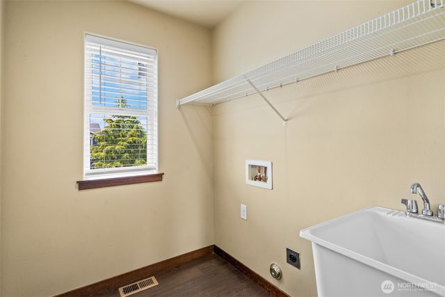 16458 Canal Court SE, Yelm, WA 98597