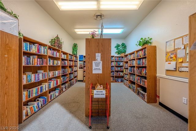 881 Montecito Drive, Pahrump, NV 89048