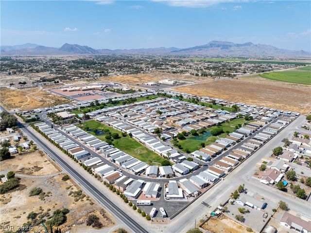 881 Montecito Drive, Pahrump, NV 89048