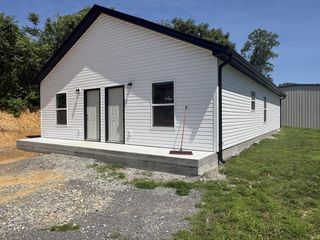 111 Second Avenue, Carthage, TN 37030