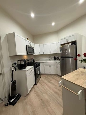 4 Crest Ave 1, Revere, MA 02151